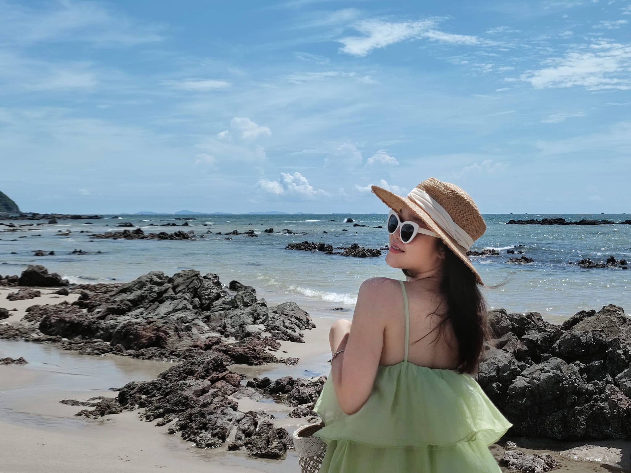 bãi biển đẹp ở Vân Đồn