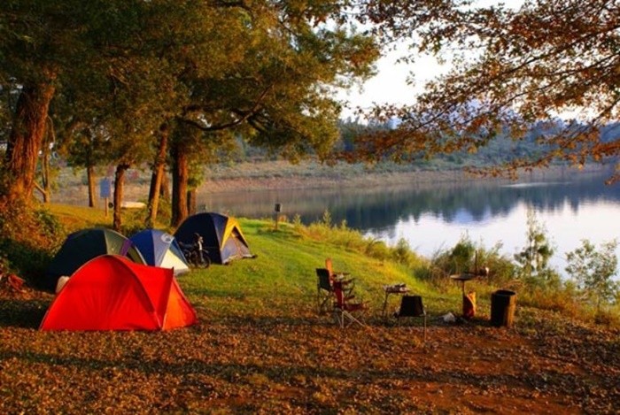 cắm trại hồ Quan Sơn