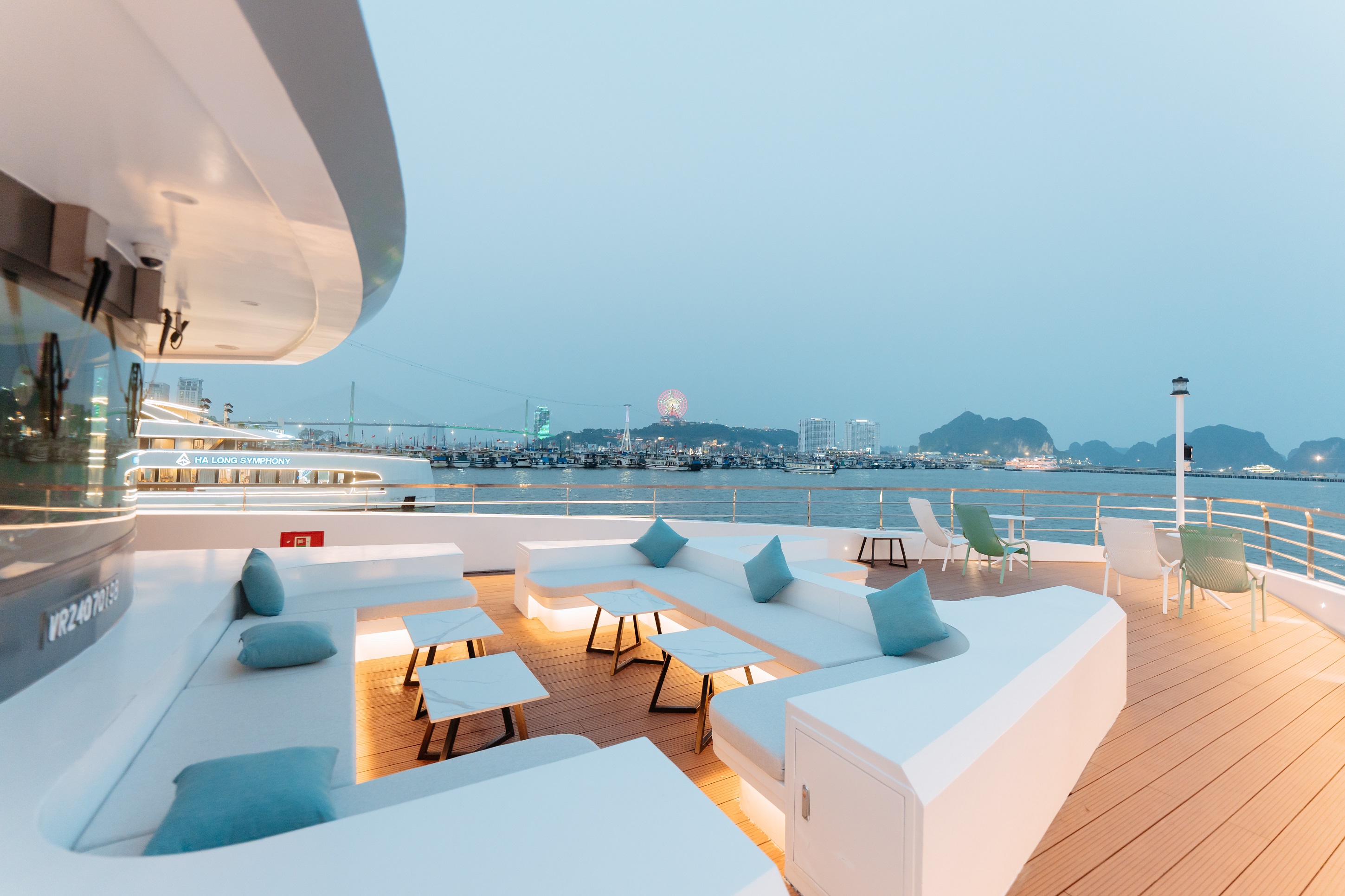 Saquila Yacht giá bao nhiêu
