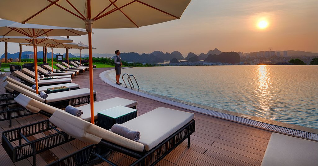 Bể bơi vô cực FLC Hạ Long Bể bơi vô cực FLC Hạ Long