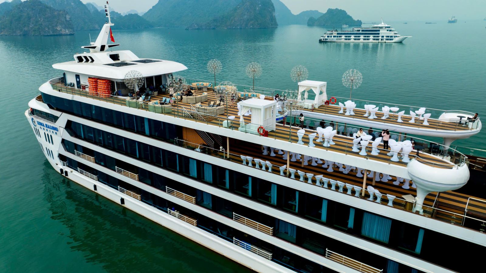 Du thuyền Luna Halong Cruise