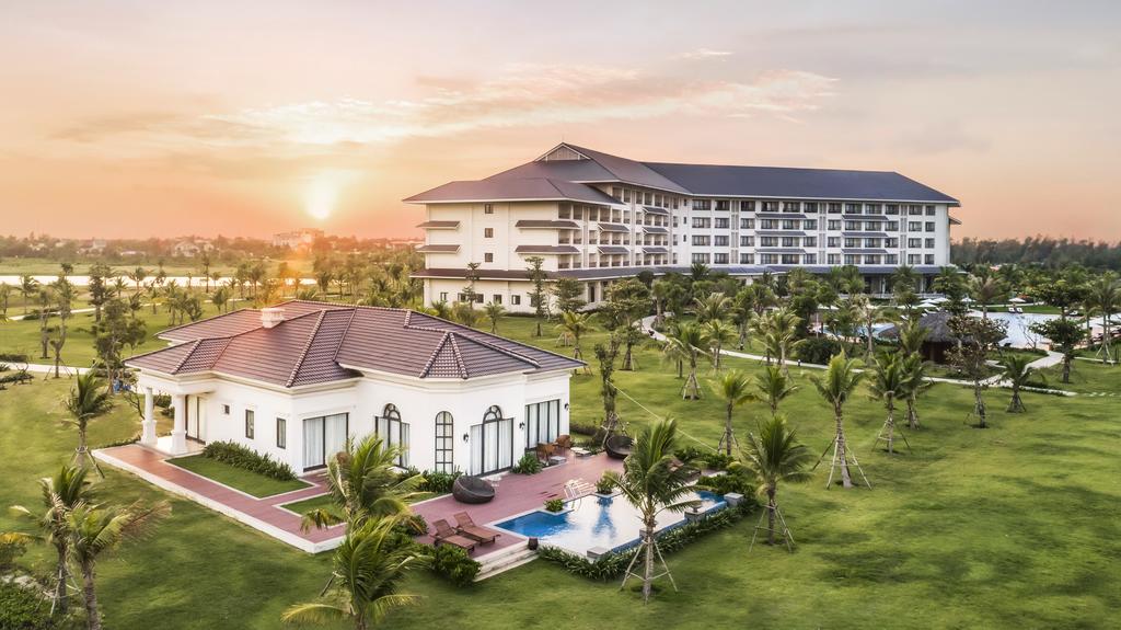 Melia Vinpearl Cửa Hội Beach Resort